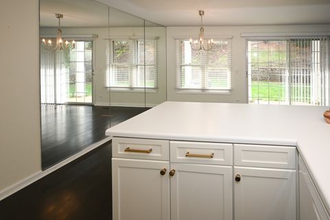 Tiny photo for 274 Greensboro Court #5, Elk Grove Village, IL 60007 (MLS # 12617846)