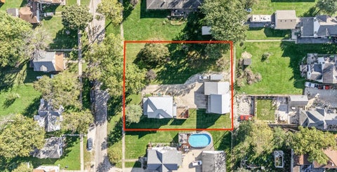 Tiny photo for 309 E Hickory Street, Chatsworth, IL 60921 (MLS # 12767614)