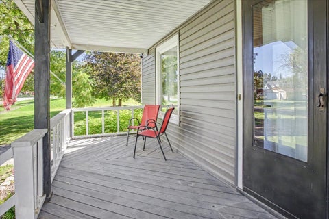 Tiny photo for 309 E Hickory Street, Chatsworth, IL 60921 (MLS # 12767614)