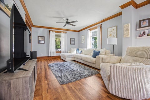 Tiny photo for 309 E Hickory Street, Chatsworth, IL 60921 (MLS # 12767614)