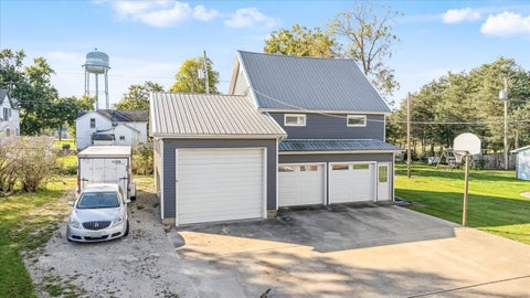 Tiny photo for 309 E Hickory Street, Chatsworth, IL 60921 (MLS # 12767614)