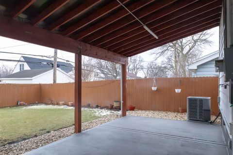 Tiny photo for 431 Longwood Drive, Chicago Heights, IL 60411 (MLS # 12548516)