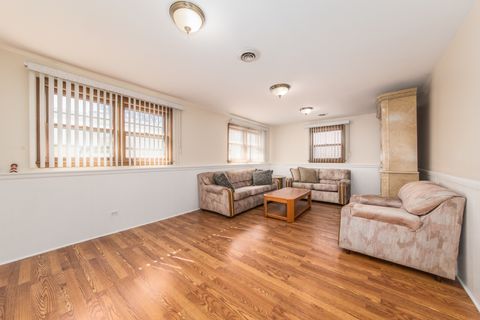 Tiny photo for 8516 N Ozanam Avenue, Niles, IL 60714 (MLS # 12583926)