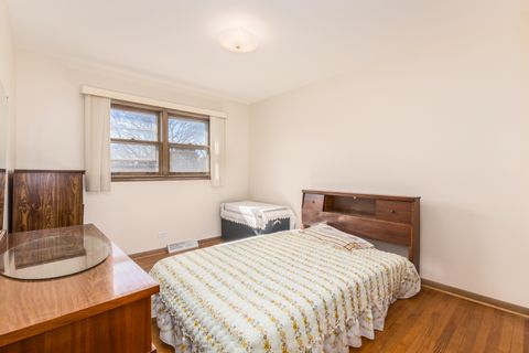 Tiny photo for 8516 N Ozanam Avenue, Niles, IL 60714 (MLS # 12583926)