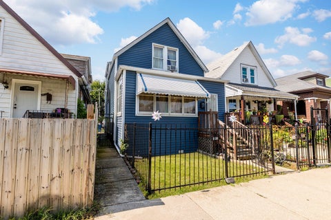 Tiny photo for 5530 S Seeley Avenue, Chicago, IL 60636 (MLS # 12744879)