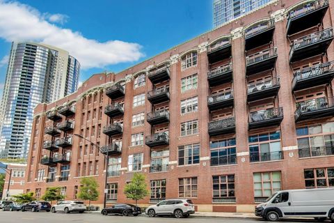 360 W Illinois Street 503 Chicago IL 60654