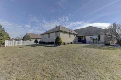 Tiny photo for 8502 Meadows Edge Trail, Tinley Park, IL 60487 (MLS # 12580789)
