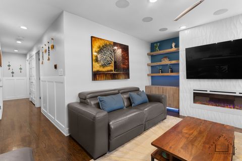 Tiny photo for 575 Olive Street, Hoffman Estates, IL 60169 (MLS # 12633296)