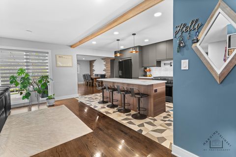 Tiny photo for 575 Olive Street, Hoffman Estates, IL 60169 (MLS # 12633296)
