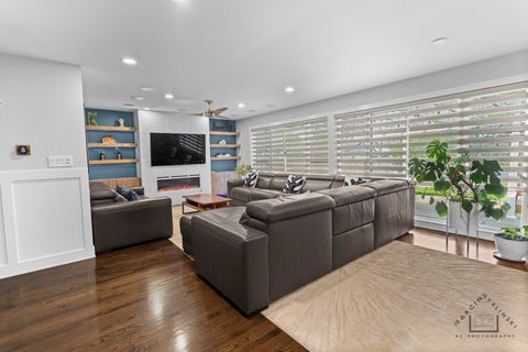 Tiny photo for 575 Olive Street, Hoffman Estates, IL 60169 (MLS # 12633296)