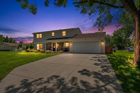 Tiny photo for 407 N Braintree Drive, Schaumburg, IL 60194 (MLS # 12722307)