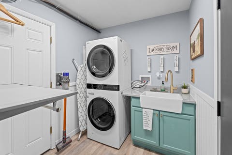 Tiny photo for 407 N Braintree Drive, Schaumburg, IL 60194 (MLS # 12722307)
