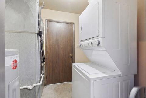Tiny photo for 835 Waterview Circle #2, Vernon Hills, IL 60061 (MLS # 12628135)
