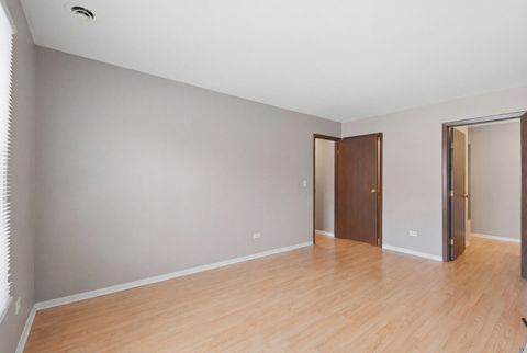 Tiny photo for 835 Waterview Circle #2, Vernon Hills, IL 60061 (MLS # 12628135)