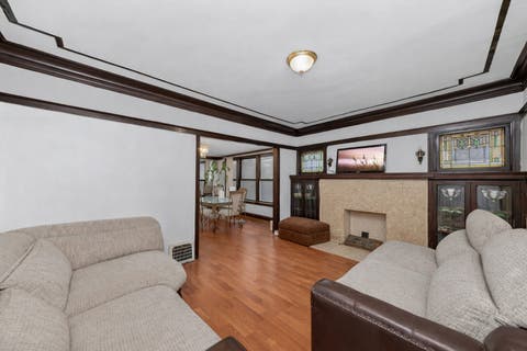 Tiny photo for 7717 S Luella Avenue, Chicago, IL 60649 (MLS # 12723107)