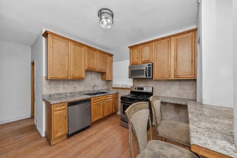Tiny photo for 7717 S Luella Avenue, Chicago, IL 60649 (MLS # 12723107)
