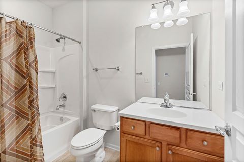 Tiny photo for 3204 Comstock Court, Mundelein, IL 60060 (MLS # 12577120)