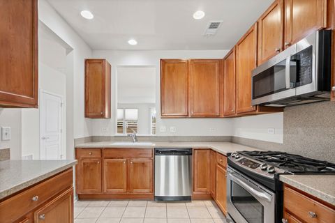 Tiny photo for 3204 Comstock Court, Mundelein, IL 60060 (MLS # 12577120)