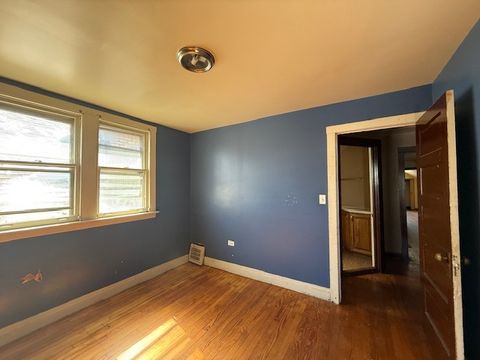 Tiny photo for 1217 N Mason Avenue, Chicago, IL 60651 (MLS # 12606681)