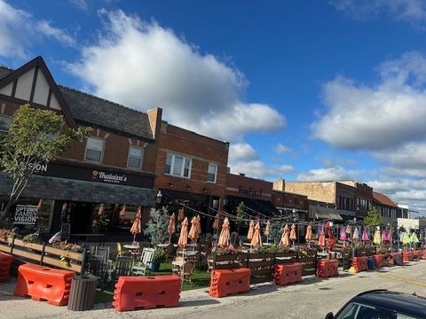 Tiny photo for 300 Meacham Avenue, Park Ridge, IL 60068 (MLS # 12473290)