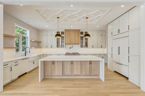 Tiny photo for 300 Meacham Avenue, Park Ridge, IL 60068 (MLS # 12473290)