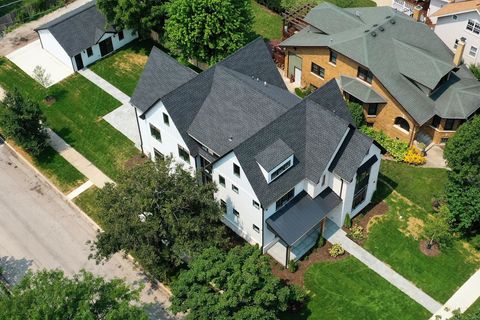 Tiny photo for 300 Meacham Avenue, Park Ridge, IL 60068 (MLS # 12473290)