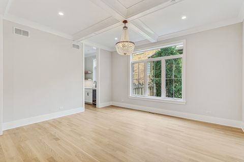 Tiny photo for 300 Meacham Avenue, Park Ridge, IL 60068 (MLS # 12473290)