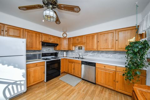 Tiny photo for 2302 Flicker Lane, Rolling Meadows, IL 60008 (MLS # 12582980)