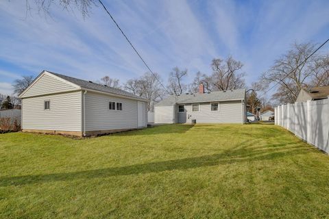 Tiny photo for 2302 Flicker Lane, Rolling Meadows, IL 60008 (MLS # 12582980)