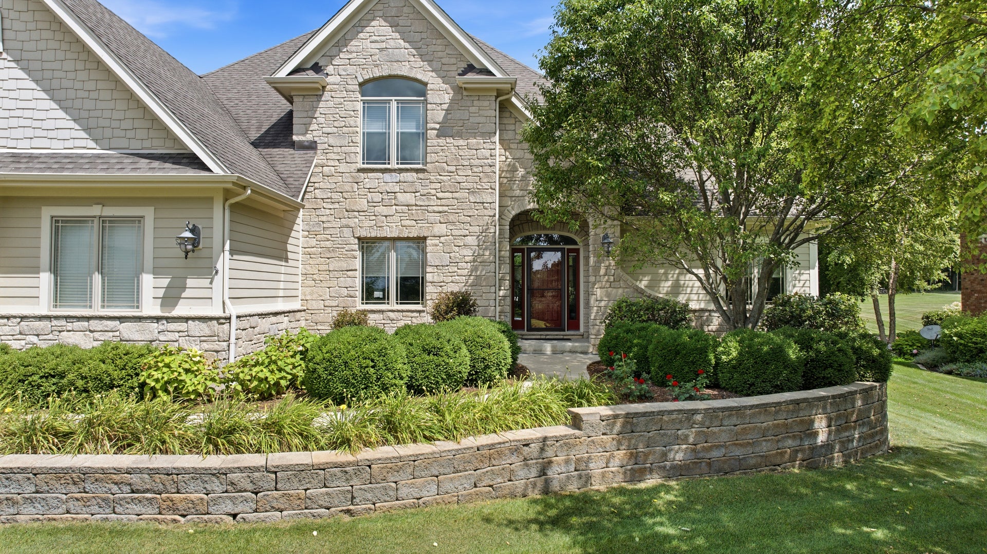 6117 Whitetail Ridge Drive