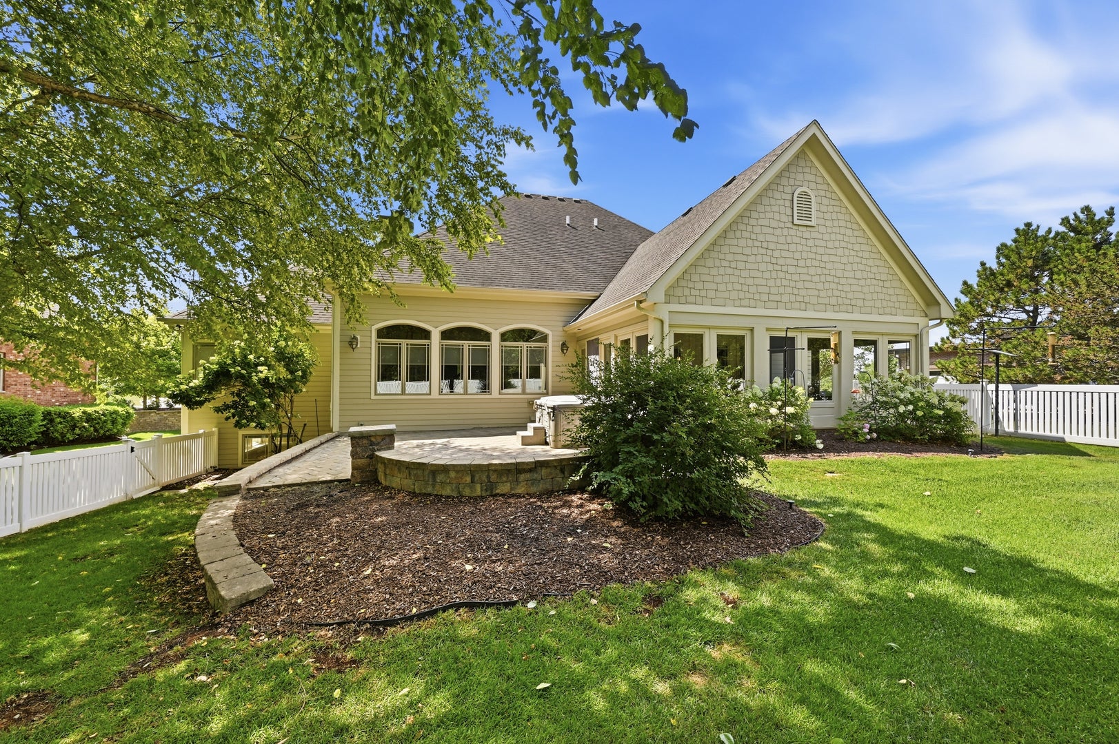 6117 Whitetail Ridge Drive