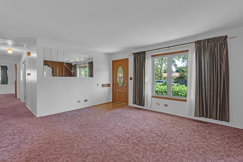 Tiny photo for 36672 N Traer Terrace, Gurnee, IL 60031 (MLS # 12698465)