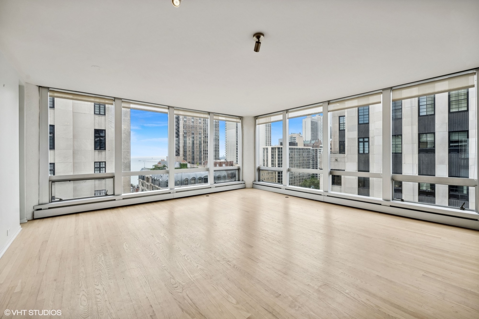 1300 N Astor Street 15AB