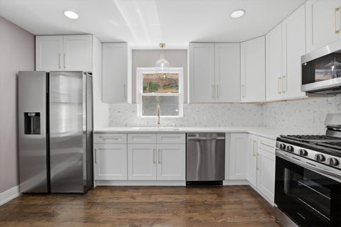 Tiny photo for 8641 S Kingston Avenue, Chicago, IL 60617 (MLS # 12679549)