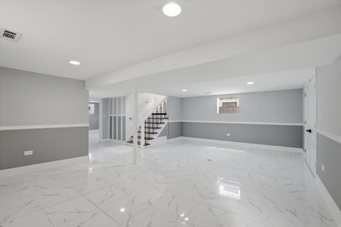 Tiny photo for 8641 S Kingston Avenue, Chicago, IL 60617 (MLS # 12679549)
