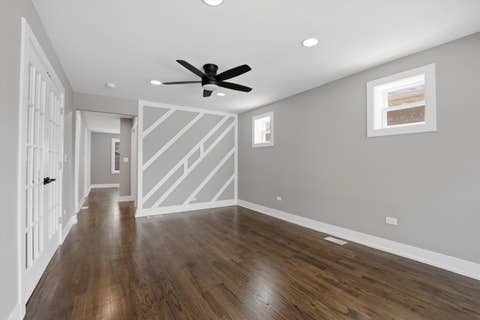 Tiny photo for 8641 S Kingston Avenue, Chicago, IL 60617 (MLS # 12679549)