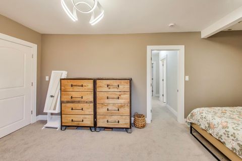 Tiny photo for 7515 S CHAPPEL Avenue, Chicago, IL 60649 (MLS # 12534972)