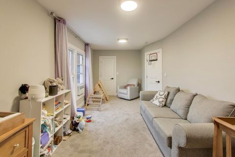 Tiny photo for 7515 S CHAPPEL Avenue, Chicago, IL 60649 (MLS # 12534972)