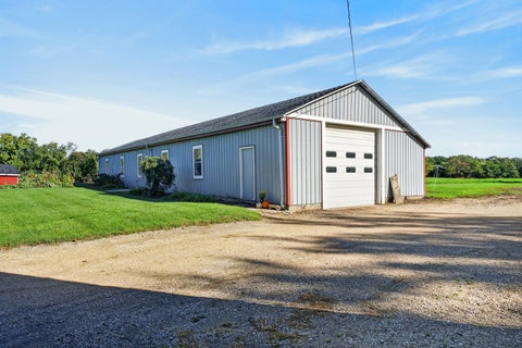 Tiny photo for 3208 S Country Club Road, Woodstock, IL 60098 (MLS # 12762513)