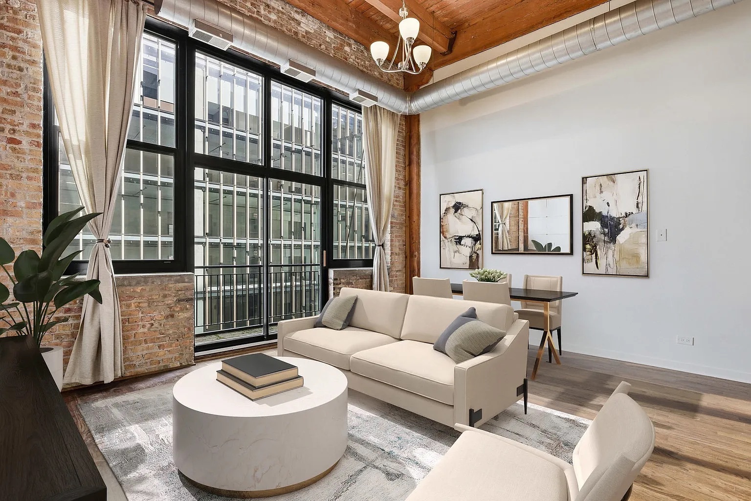 215 N Aberdeen Street 607B