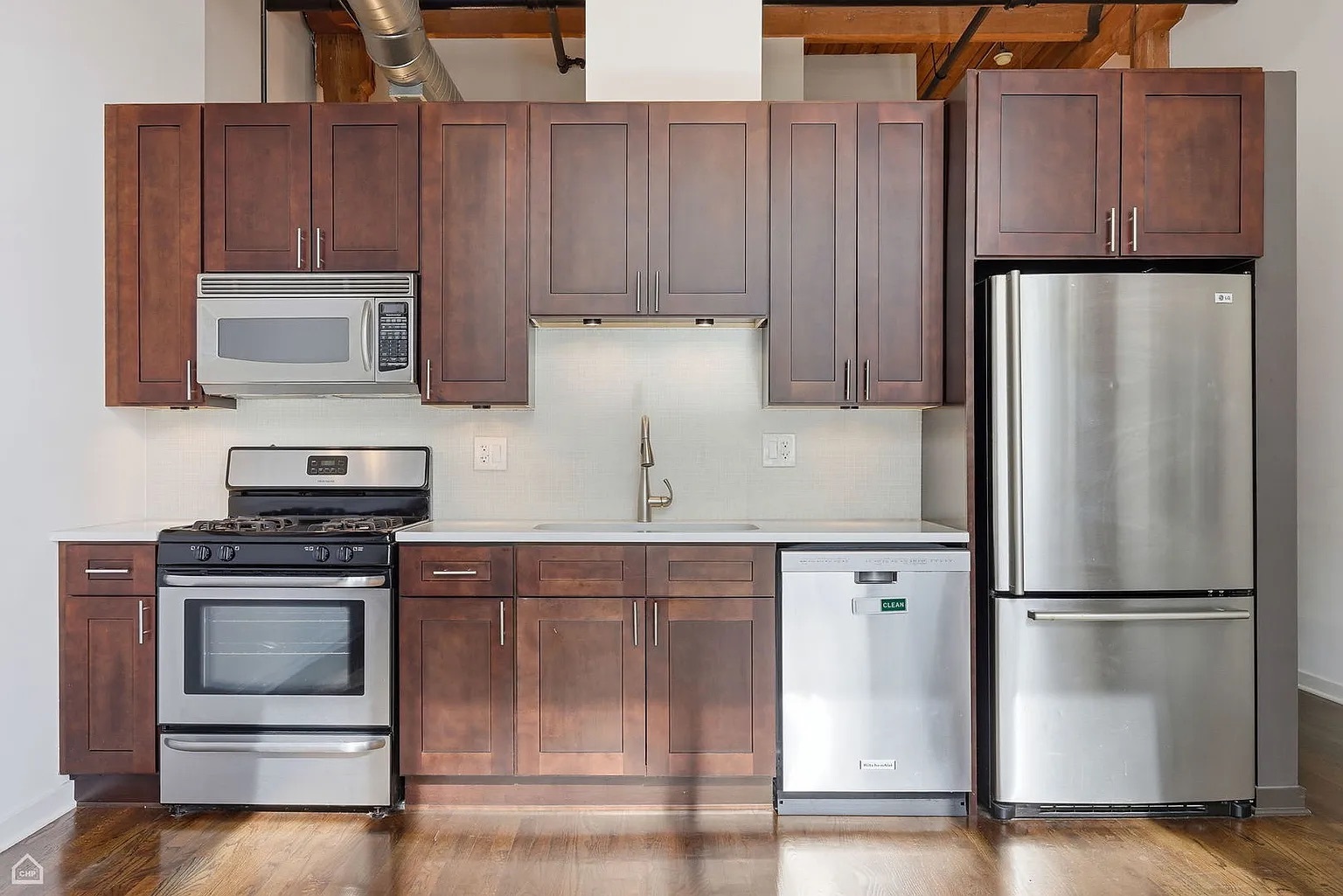 215 N Aberdeen Street 607B