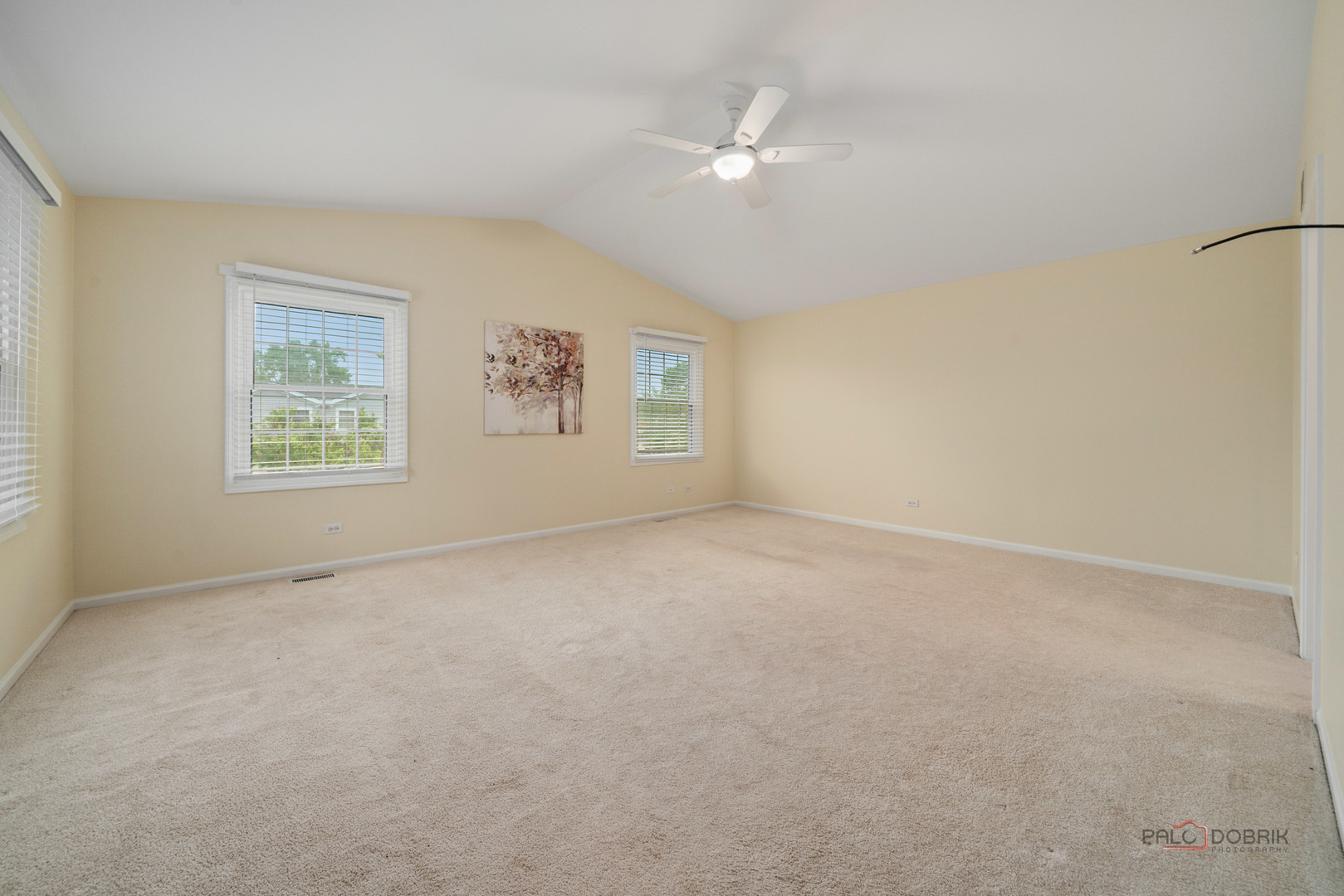 Glenview, Illinois 60025, United States, 3 Bedrooms Bedrooms, ,4 BathroomsBathrooms,Residential,Active,203954