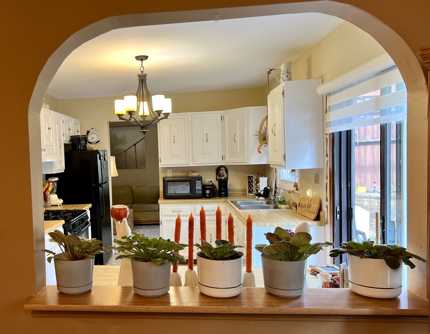 Bloomingdale, Illinois 60108, United States, 3 Bedrooms Bedrooms, ,2 BathroomsBathrooms,Residential,Active,216690