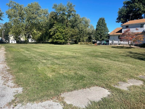 Tiny photo for 808 W Lexington Street, Marion, IL 62959 (MLS # 12787992)