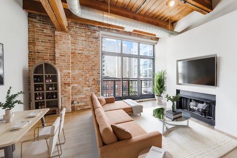 Tiny photo for 728 W Jackson Boulevard #724, Chicago, IL 60661 (MLS # 12685101)