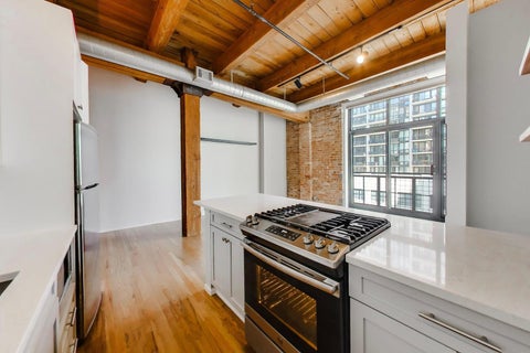 Tiny photo for 728 W Jackson Boulevard #724, Chicago, IL 60661 (MLS # 12685101)