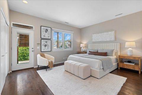Tiny photo for 2955 N Racine Avenue #2B, Chicago, IL 60657 (MLS # 12469505)