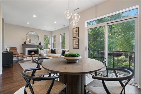 Tiny photo for 2955 N Racine Avenue #2B, Chicago, IL 60657 (MLS # 12469505)