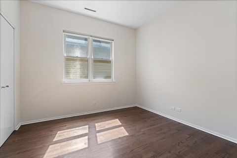Tiny photo for 2955 N Racine Avenue #2B, Chicago, IL 60657 (MLS # 12469505)