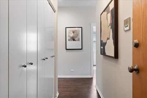 Tiny photo for 2955 N Racine Avenue #2B, Chicago, IL 60657 (MLS # 12469505)